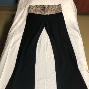 Victoria’s Secret yoga pants